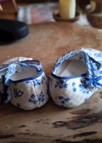 Kız Bebek Mavi Çiçekli Fırfırlı İlk Adım Ayakkabısı - Görsel 3