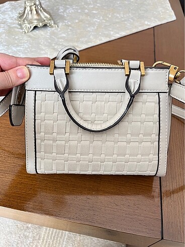 Beden Guess mini çanta