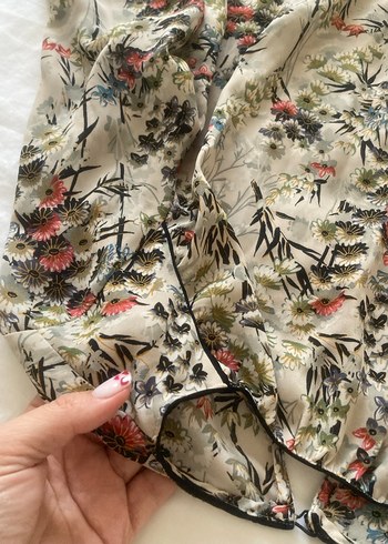 Bluz çiçekli - Görsel 2