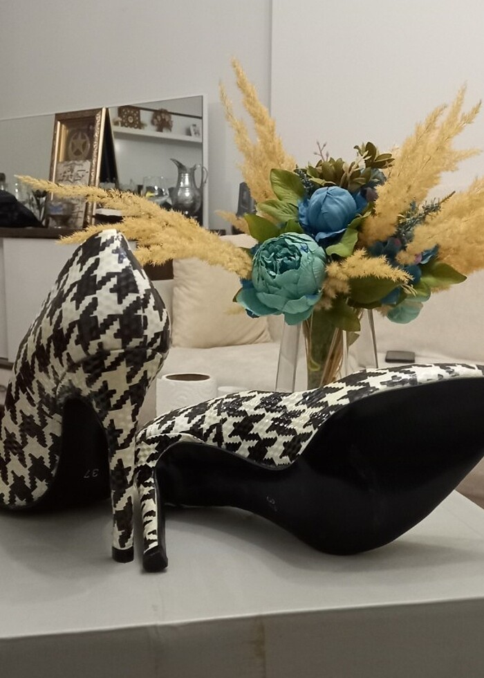 Stiletto  - Görsel 2