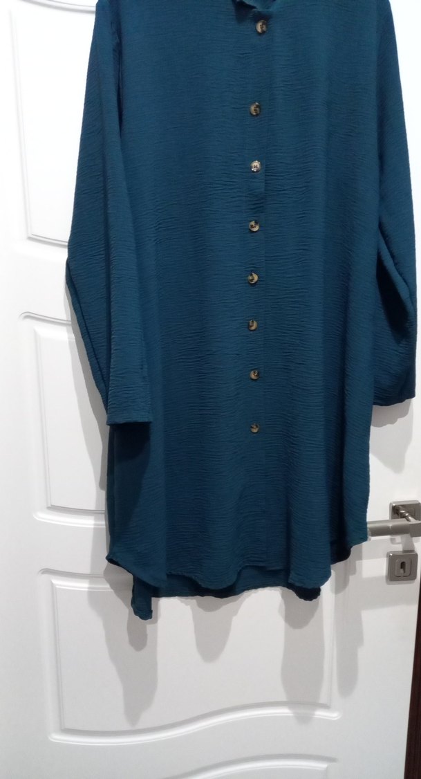 Düğmeli Uzun Keten Tunik  ufak tefek kabarmalari  var - Görsel 2