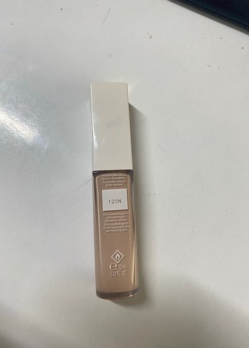  Beden Renk Lancôme Serum Concealer