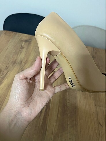 39 Beden ten rengi Renk Nude renk ayakkabı