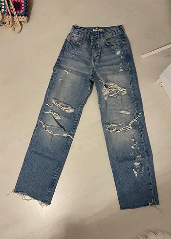 Gevşek Kesim Yırtık Mavi Kot Pantolon PULL AND BEAR