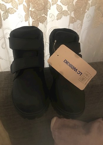 LC Waikiki Siyah Cocuk Botu