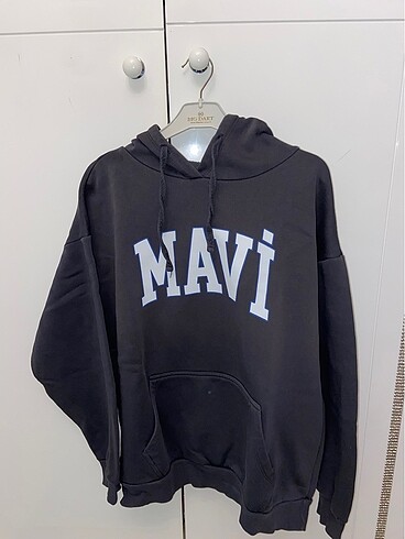 Mavi sweatshirt