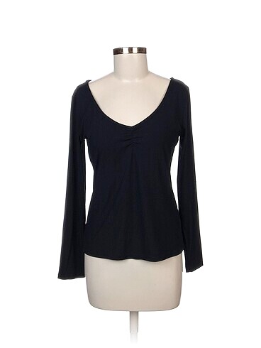 H&M Bluz %70 İndirimli.