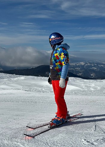 redbull Lindseyvon özel seri briko kayak kaskı - Görsel 2