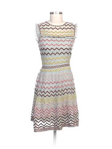 Missoni Kısa Elbise %70 İndirimli.