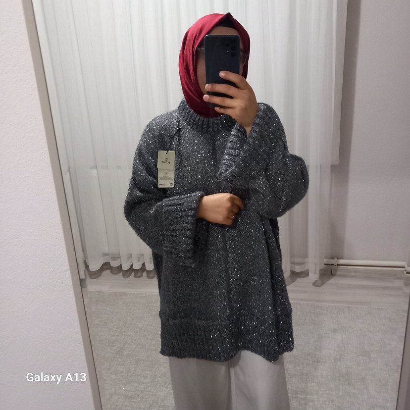 Kırmızı Parlak Triko Boğazlı Salaş simli Kazak - Görsel 3