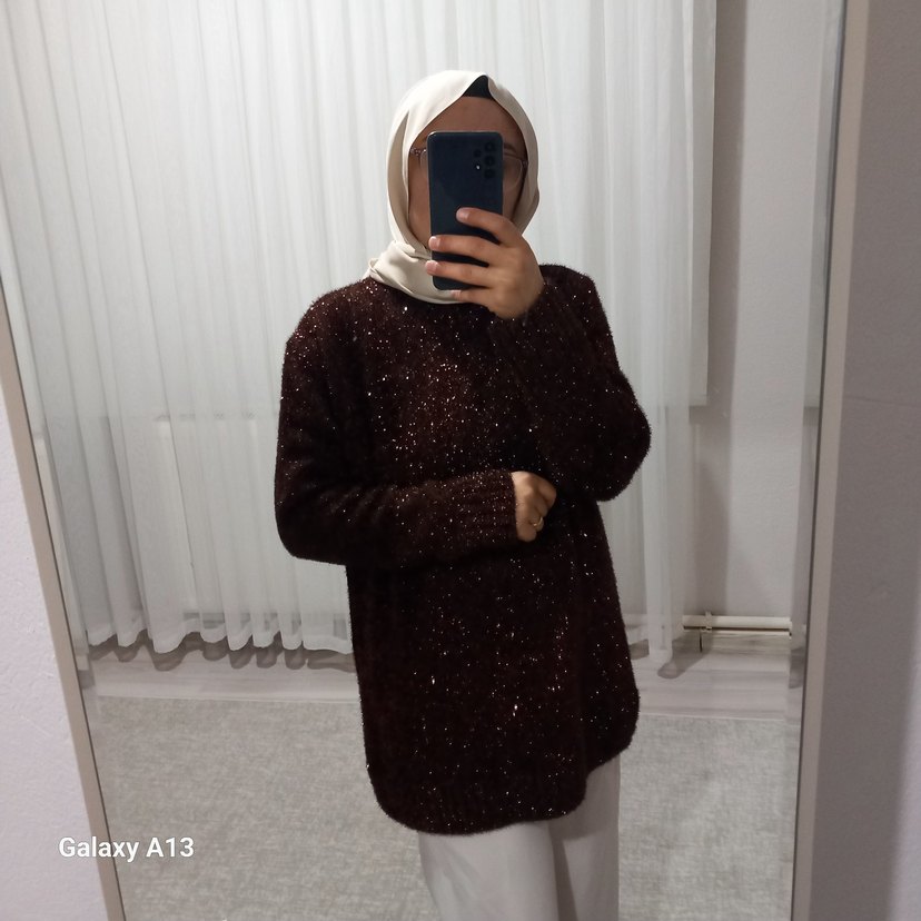 Kırmızı Parlak Triko Boğazlı Salaş simli Kazak - Görsel 2