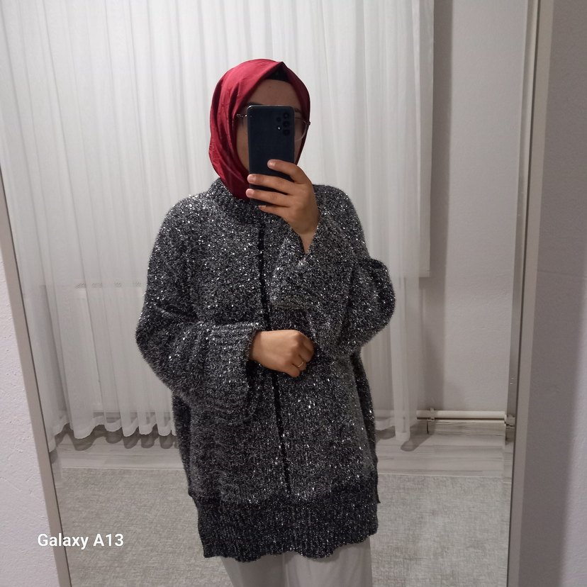 Kırmızı Parlak Triko Boğazlı Salaş simli Kazak - Görsel 5