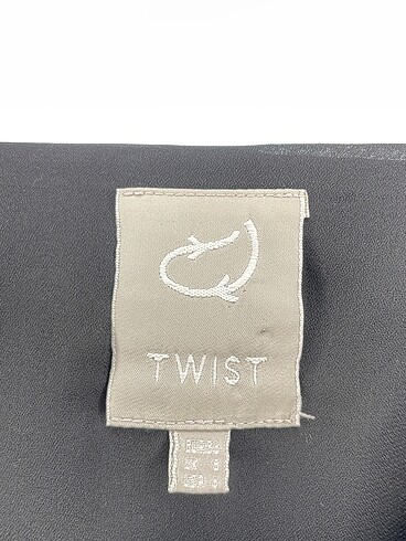 36 Beden siyah Renk Twist Ceket %70 İndirimli.