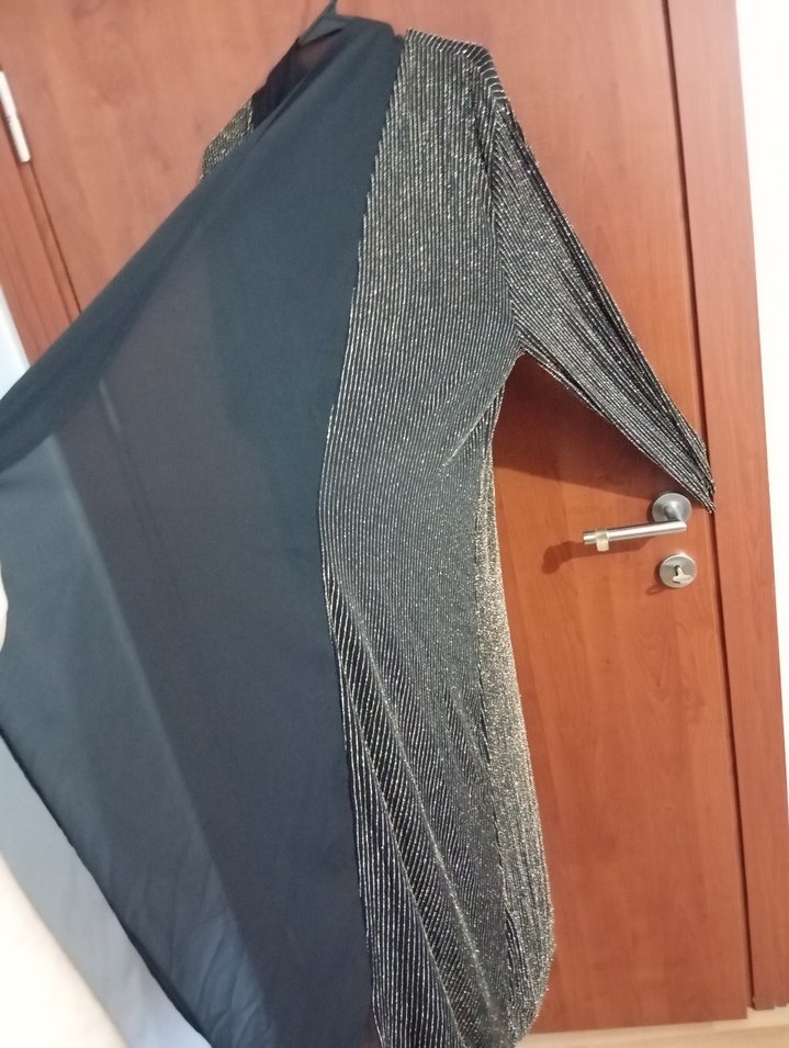 Altın Renk Çizgili Uzun Kadın Hırka - Görsel 3