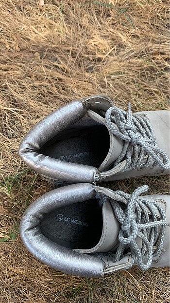 Lc Waikiki Bot - Görsel 6