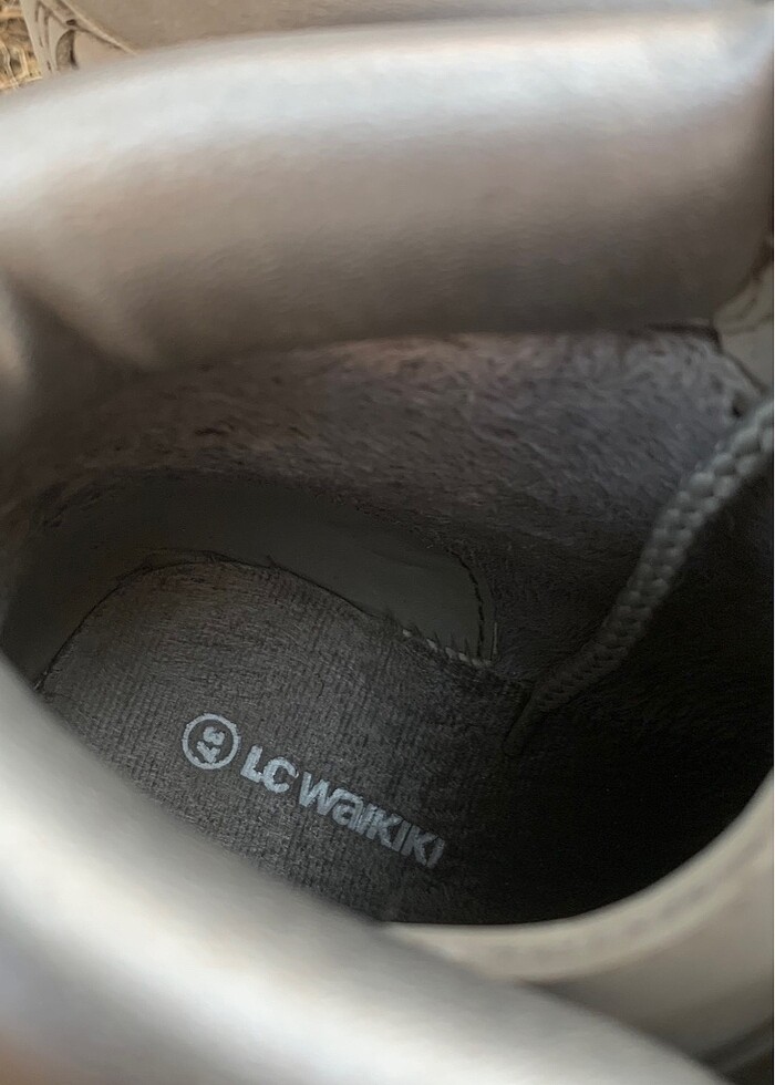 Lc Waikiki Bot - Görsel 5