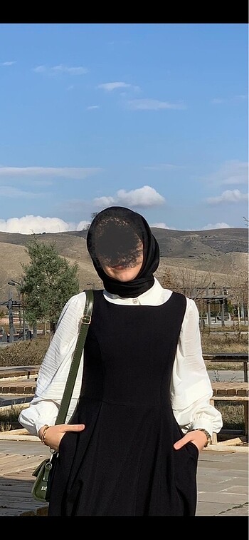 36 Beden siyah Renk Askılı Elbise