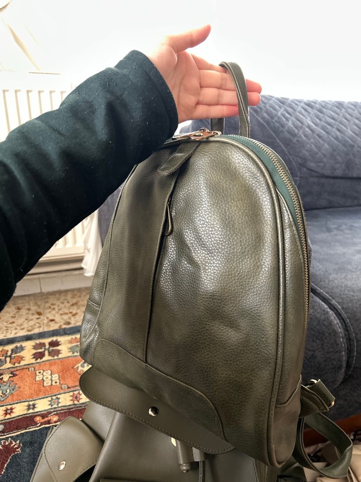 Kadın Hakiki Deri Sırt Çantası - Görsel 4