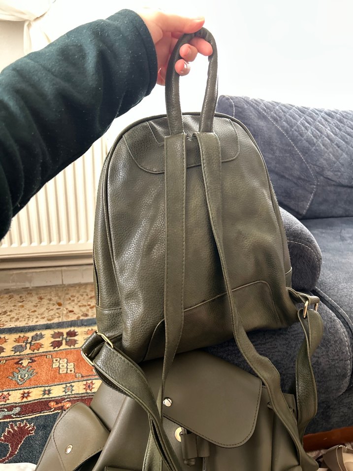 Kadın Hakiki Deri Sırt Çantası - Görsel 3