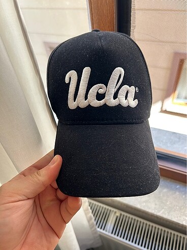 Ucla şapka