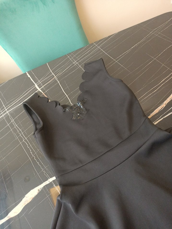 Siyah V Yakalı kısa Elbise - Görsel 2