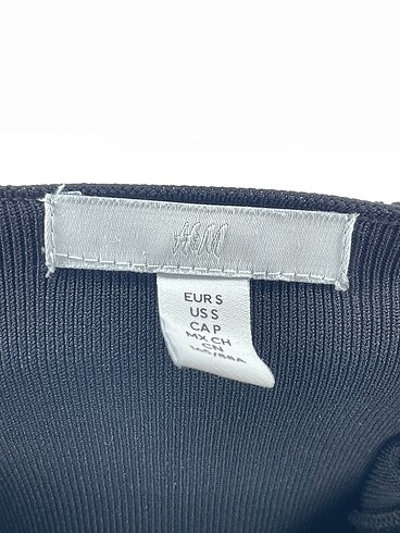 s Beden siyah Renk H&M Kısa Elbise %70 İndirimli.