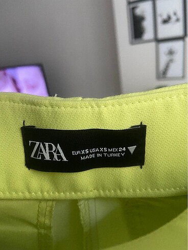 xs Beden zara şortlu etek