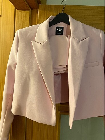 Zara Pembe takım elbise