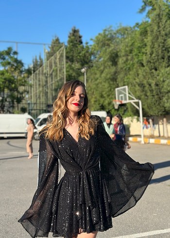 Parlak Yılan Desenli Mini Mezuniyet Elbisesi - Görsel 2