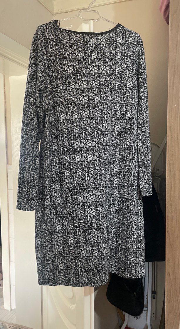 Gri Desenli Uzun Örgü Kadın Elbise - Görsel 3