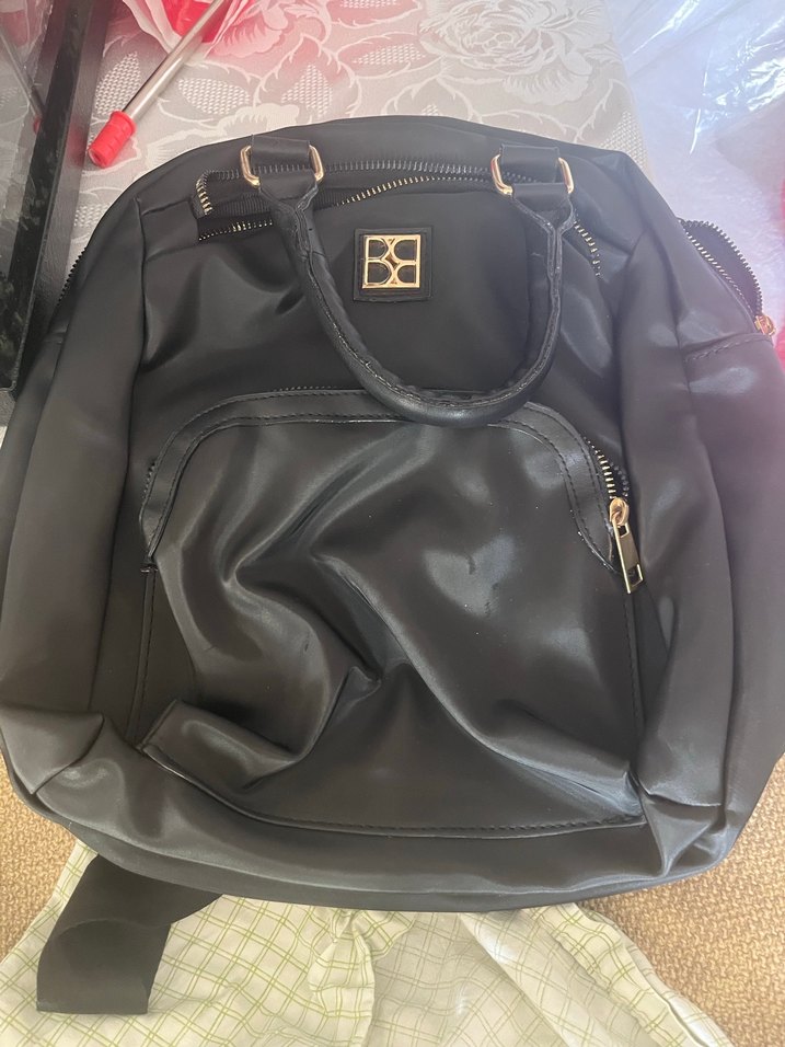 Siyah Tokalı Kadın Sırt Çantası - Görsel 2