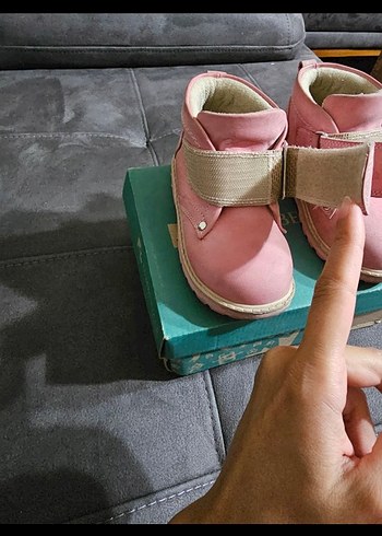 Kız Çocuk Pembe Bot - Görsel 2