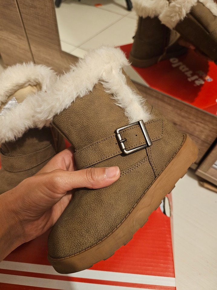 Kız Çocuk Gri Tüylü Street Wear Bot - Görsel 3