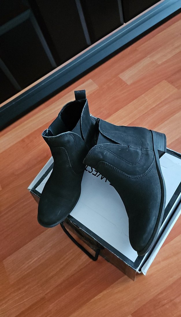 Siyah nubuk  Kadın Bot - Görsel 4