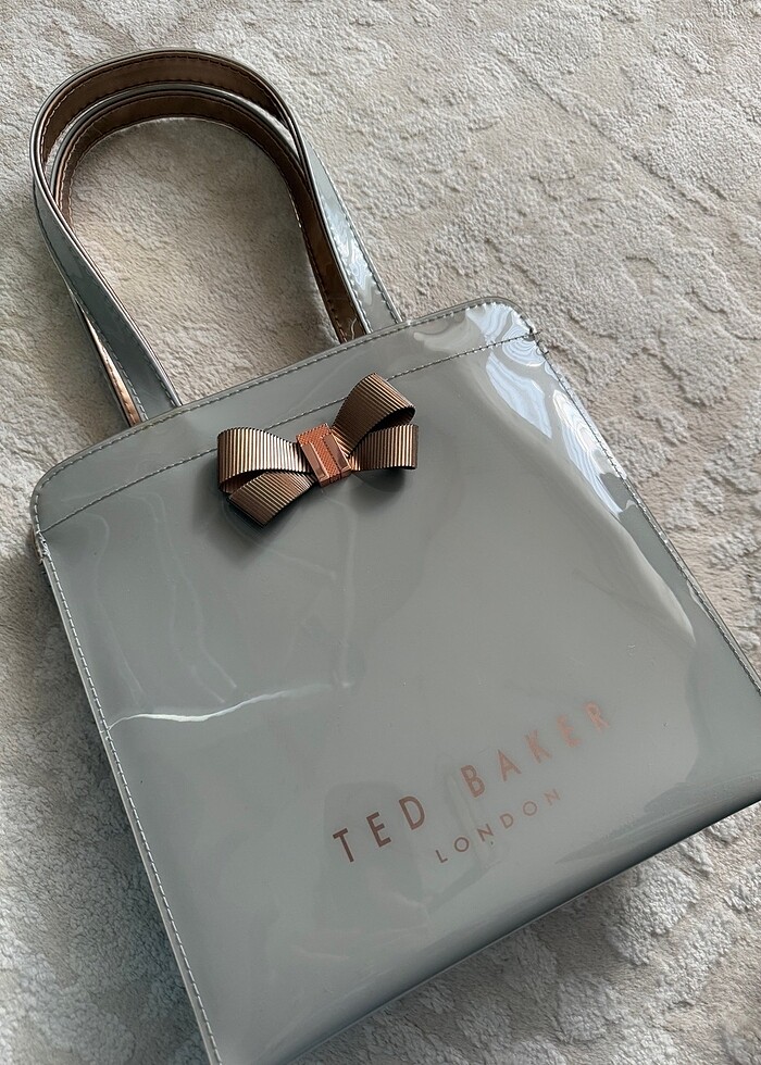 Ted baker çanta orjinaldir - Görsel 2