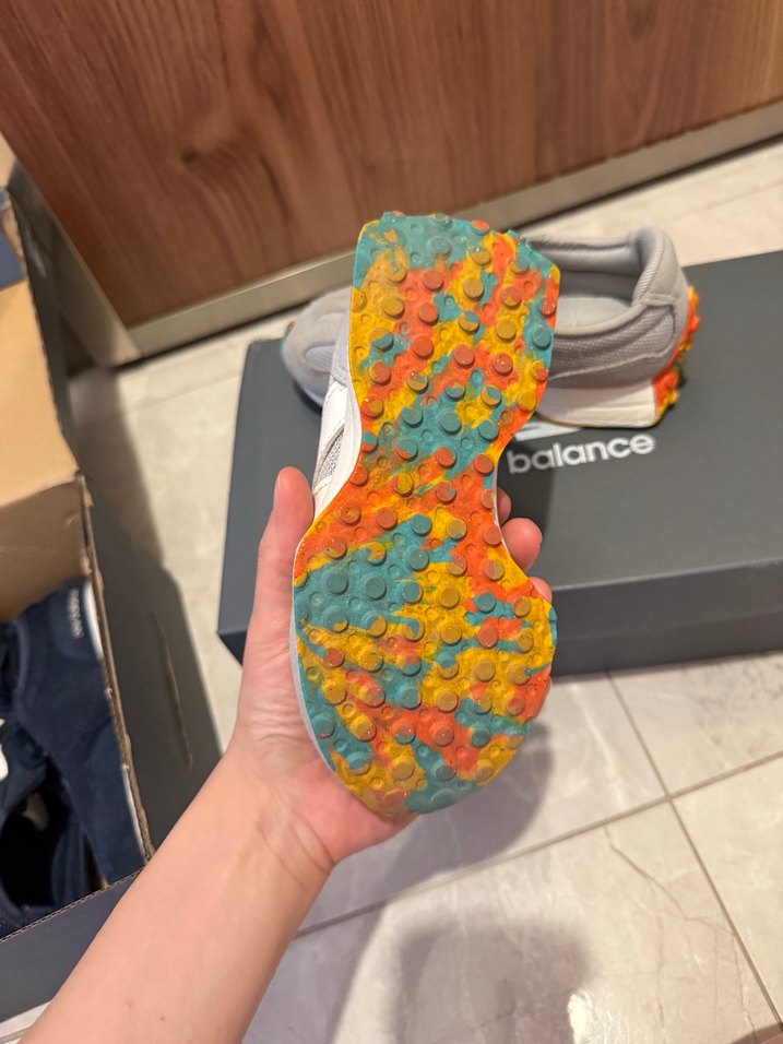 New balance Gri unisex 28,5 no - Görsel 4