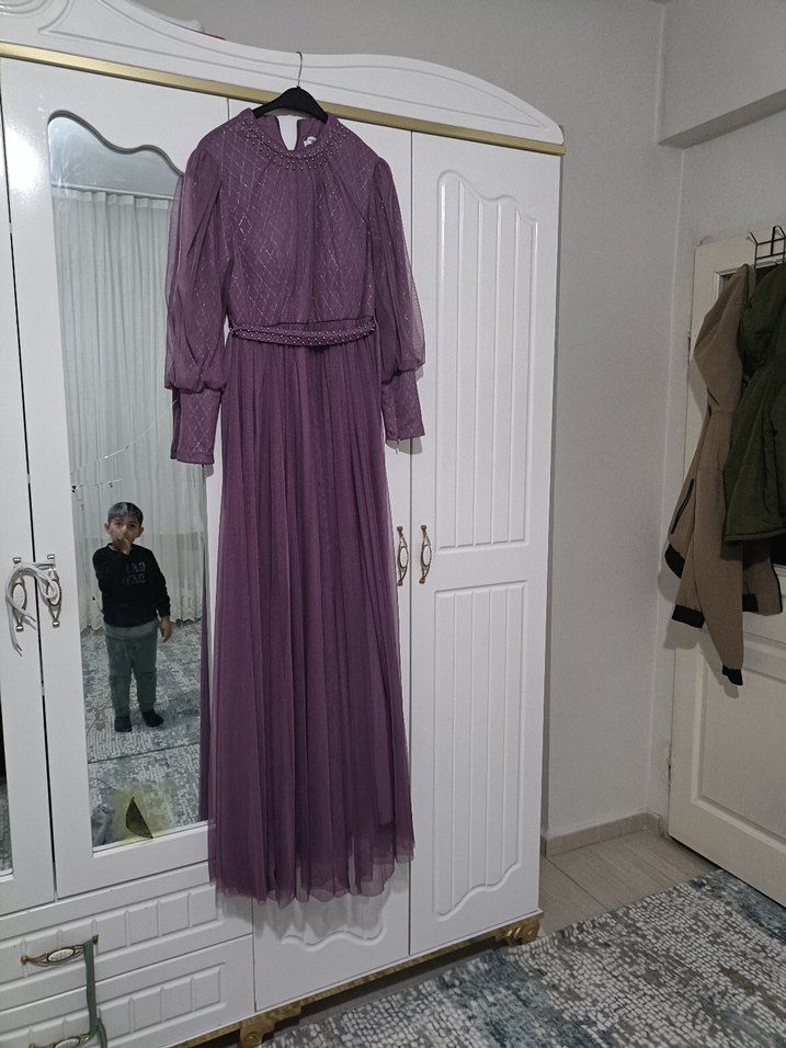 Mor Uzun Abiye Elbise Yüksek Yakalı - Görsel 3