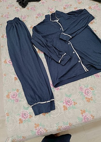 42 Beden Düğmeli Lacivert Uzun Kollu Kadın Pijama Takımı