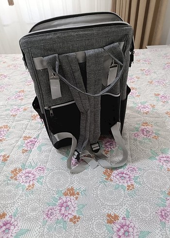 Gri Desenli Bebek Çantası Diger hiç kulanılmadı sıfır çantadır