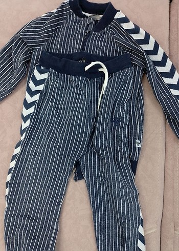 24-36 Ay Beden Hummel Takım 3 yaş 98 cm