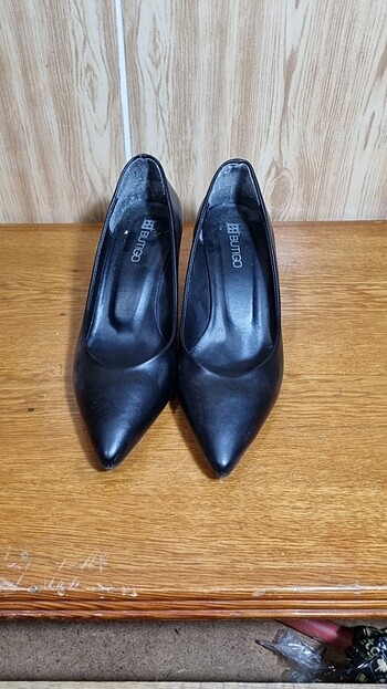 Siyah kalın gümüş topuk stiletto