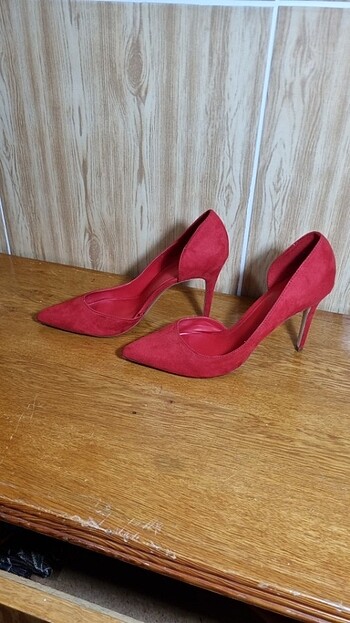 Mango Süet kırmızı stiletto