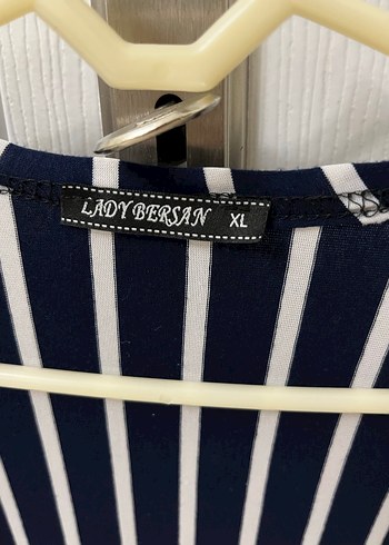 Mavi Çizgili Midi Kadın Blazer - Görsel 4