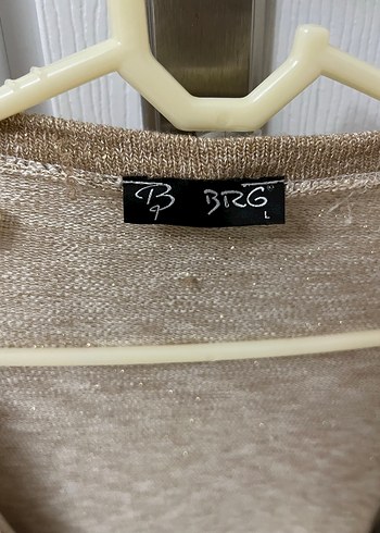 Dört Dökümlü Şık Hırka - Görsel 4