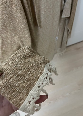 Dört Dökümlü Şık Hırka - Görsel 3