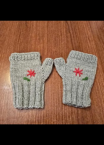 Gri Nakışlı Bohem Örgü Eldiven - Görsel 2