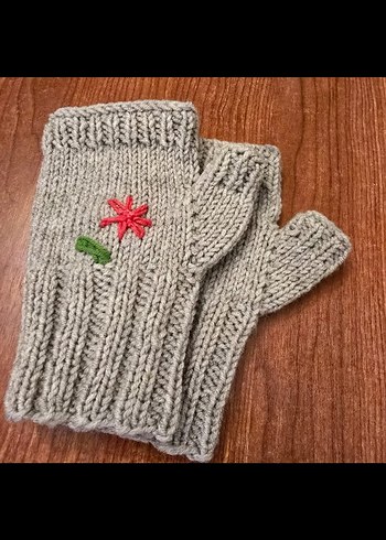 Gri Nakışlı Bohem Örgü Eldiven - Görsel 3