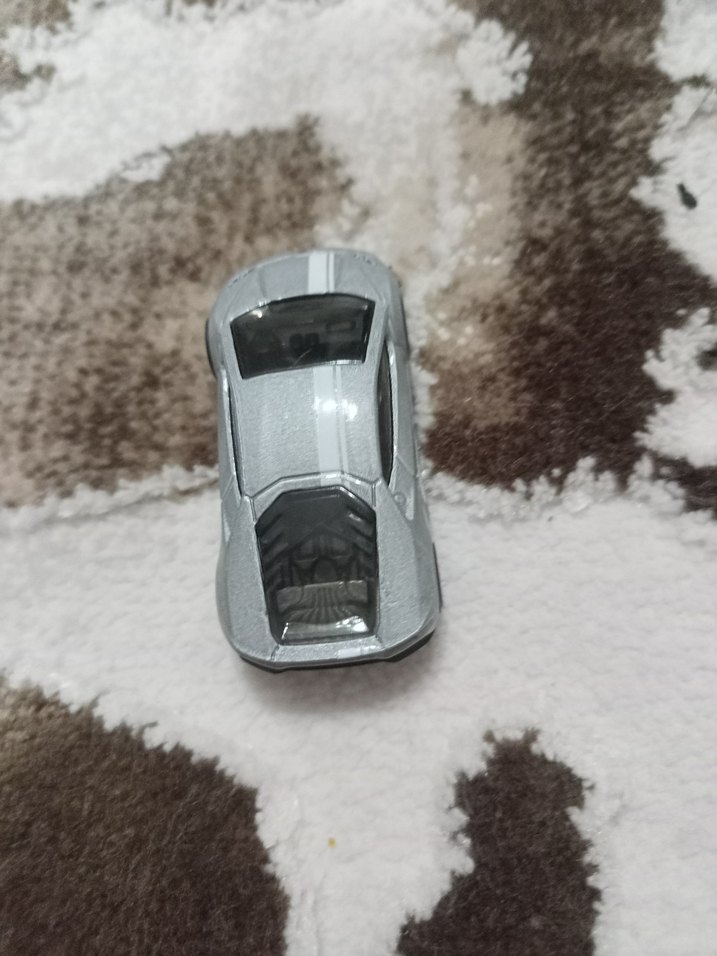 hot wheels Lamborghini huracan LP 610-4 - Görsel 3