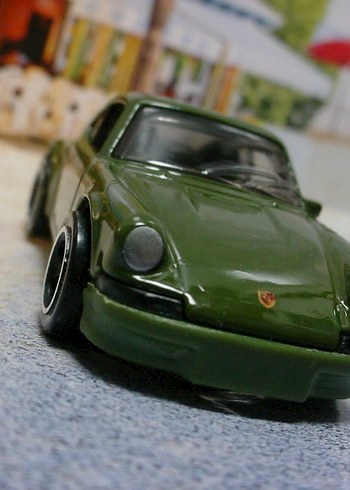 2025 Hot Wheels PORSCHE 911 CARRERA RS 2.7 - Görsel 3
