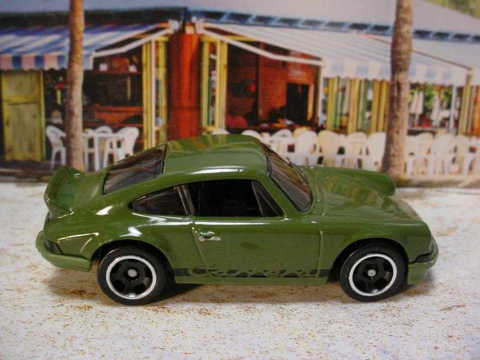 2025 Hot Wheels PORSCHE 911 CARRERA RS 2.7 - Görsel 2